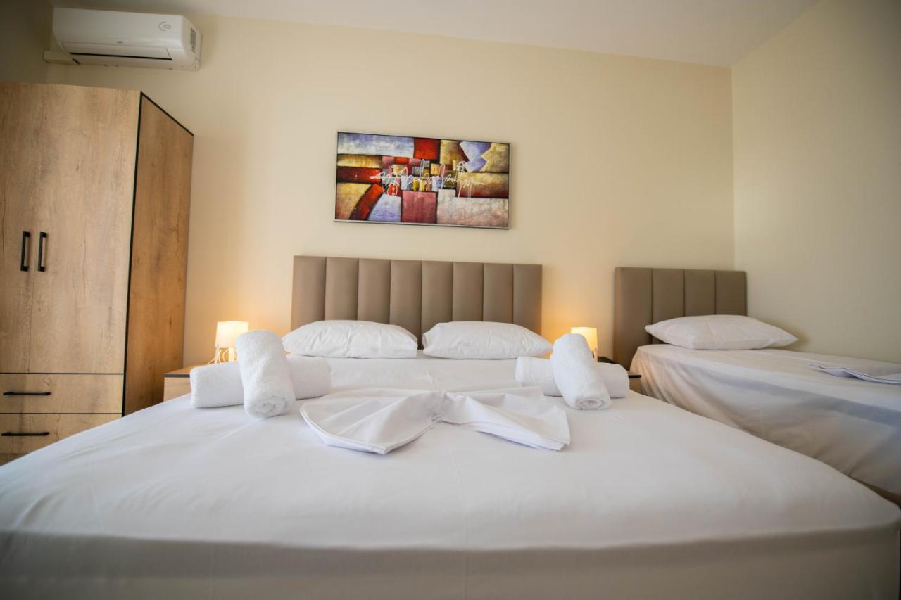 Hotel Zanzi Durrës Zewnętrze zdjęcie