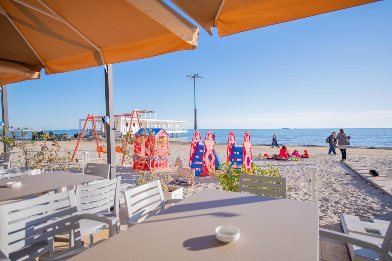 Hotel Zanzi Durrës Zewnętrze zdjęcie