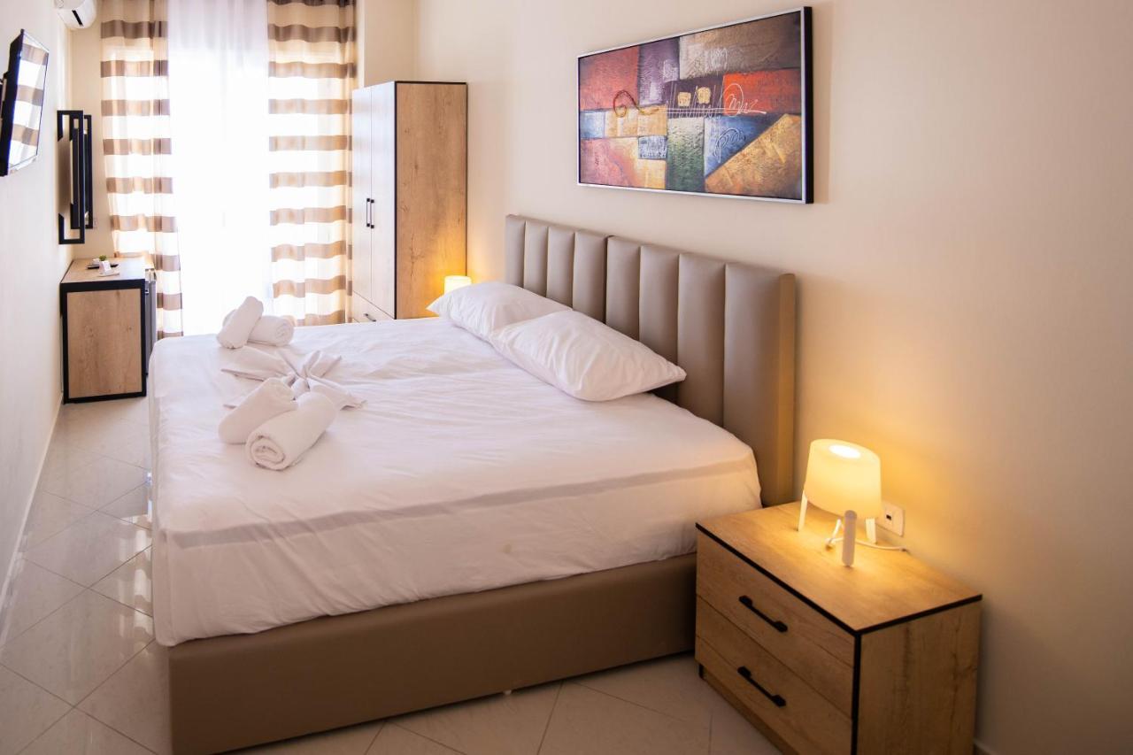Hotel Zanzi Durrës Zewnętrze zdjęcie