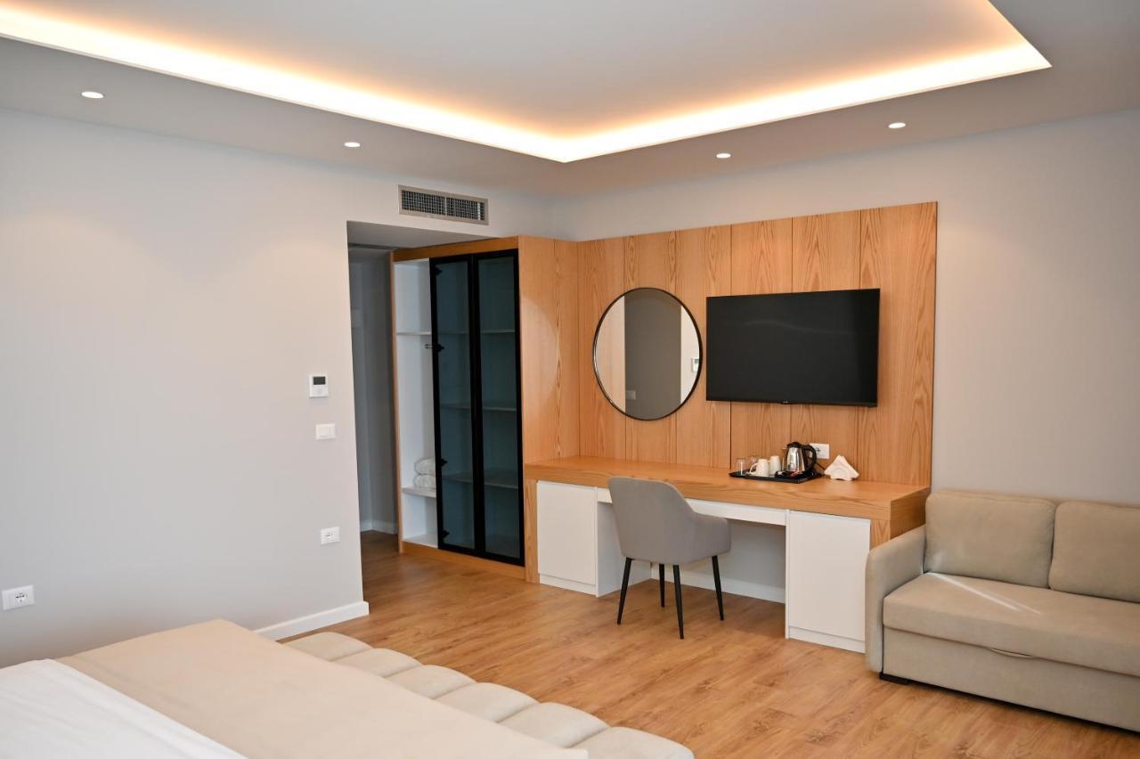 Hotel Zanzi Durrës Zewnętrze zdjęcie