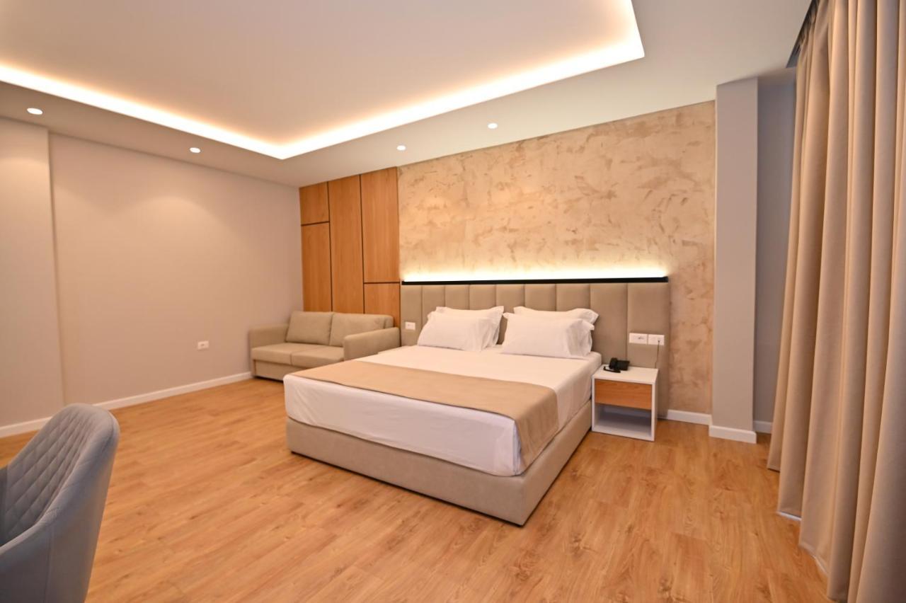 Hotel Zanzi Durrës Zewnętrze zdjęcie