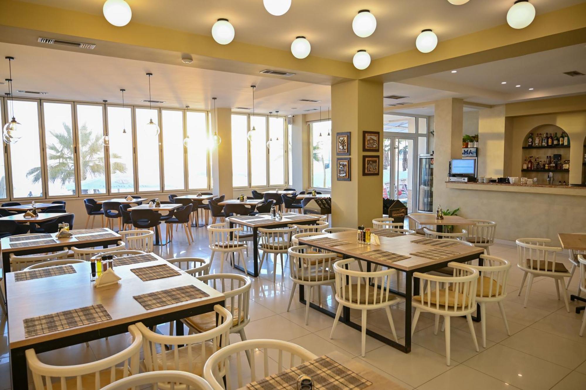 Hotel Zanzi Durrës Zewnętrze zdjęcie