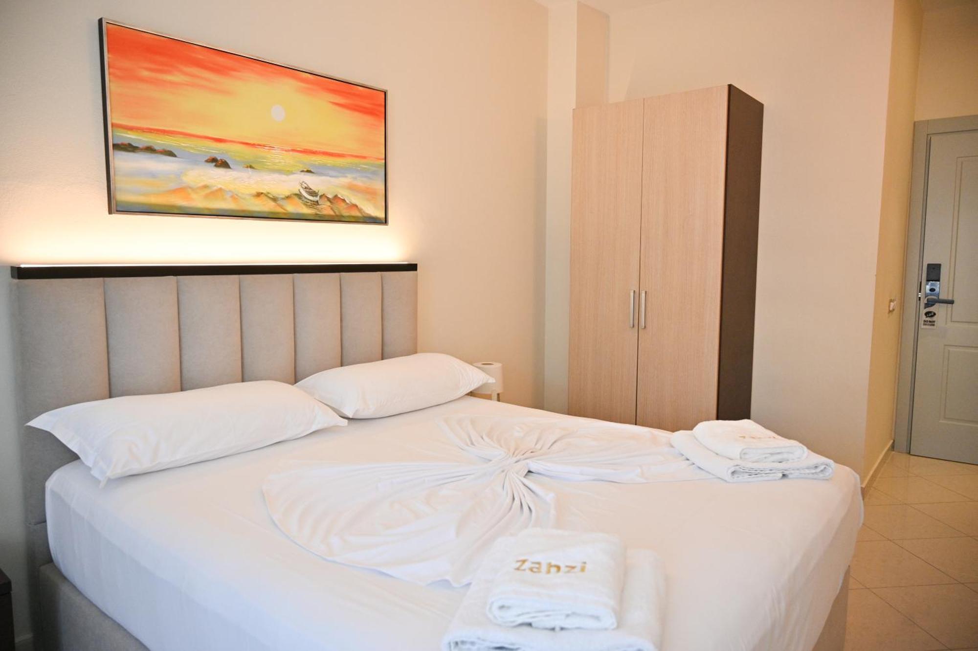 Hotel Zanzi Durrës Zewnętrze zdjęcie