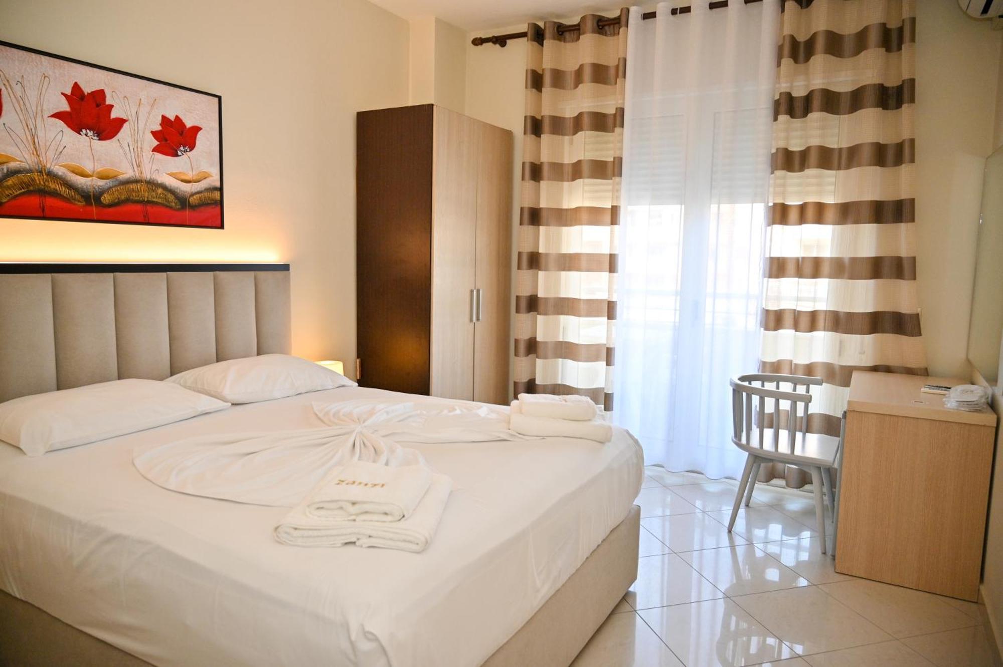 Hotel Zanzi Durrës Zewnętrze zdjęcie